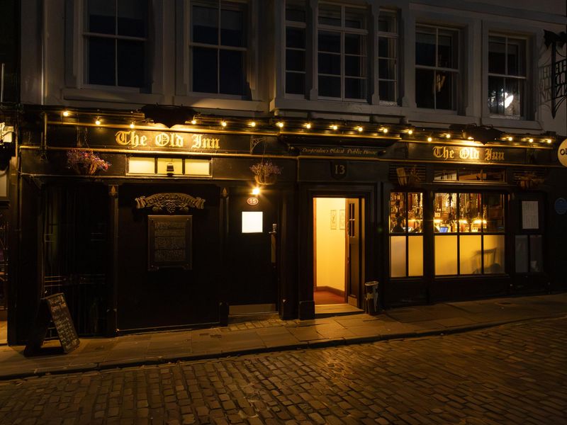 old Inn @ Night. (Pub, External). Published on 19-09-2024 