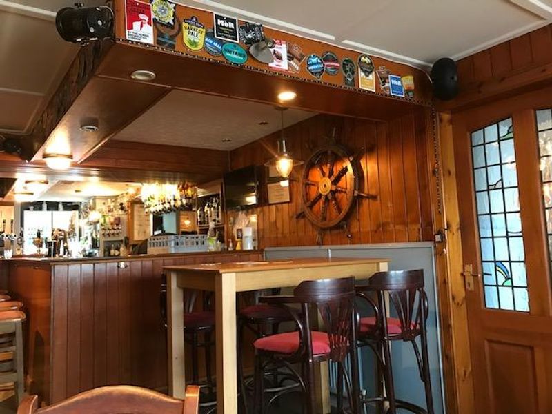 (Pub, Bar). Published on 30-01-2019 