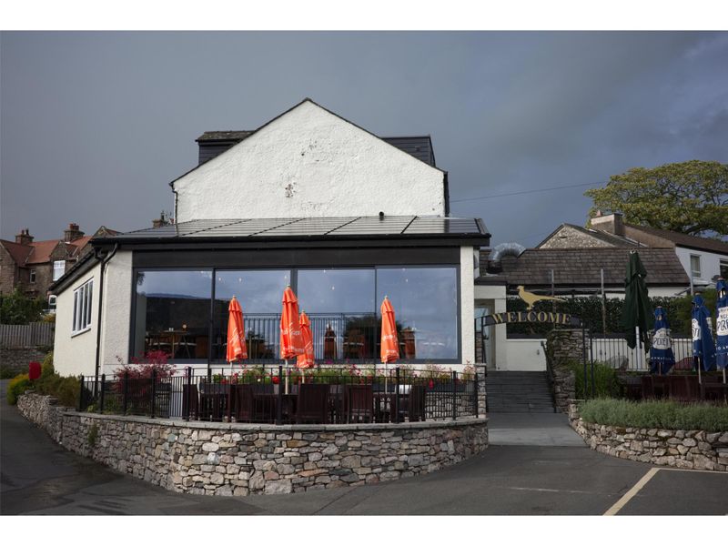 Front exterior with steps to main entrance (13/09/2025 JS-G). (Pub, External, Garden, Key). Published on 16-09-2025
