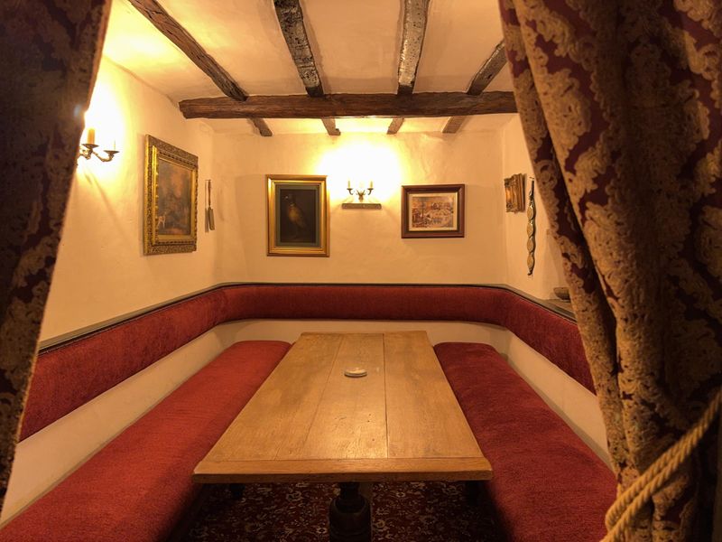 The smallest alcove seating (16/5/2026 Ann Summers-Glass). (Pub, Bar). Published on 18-05-2026 