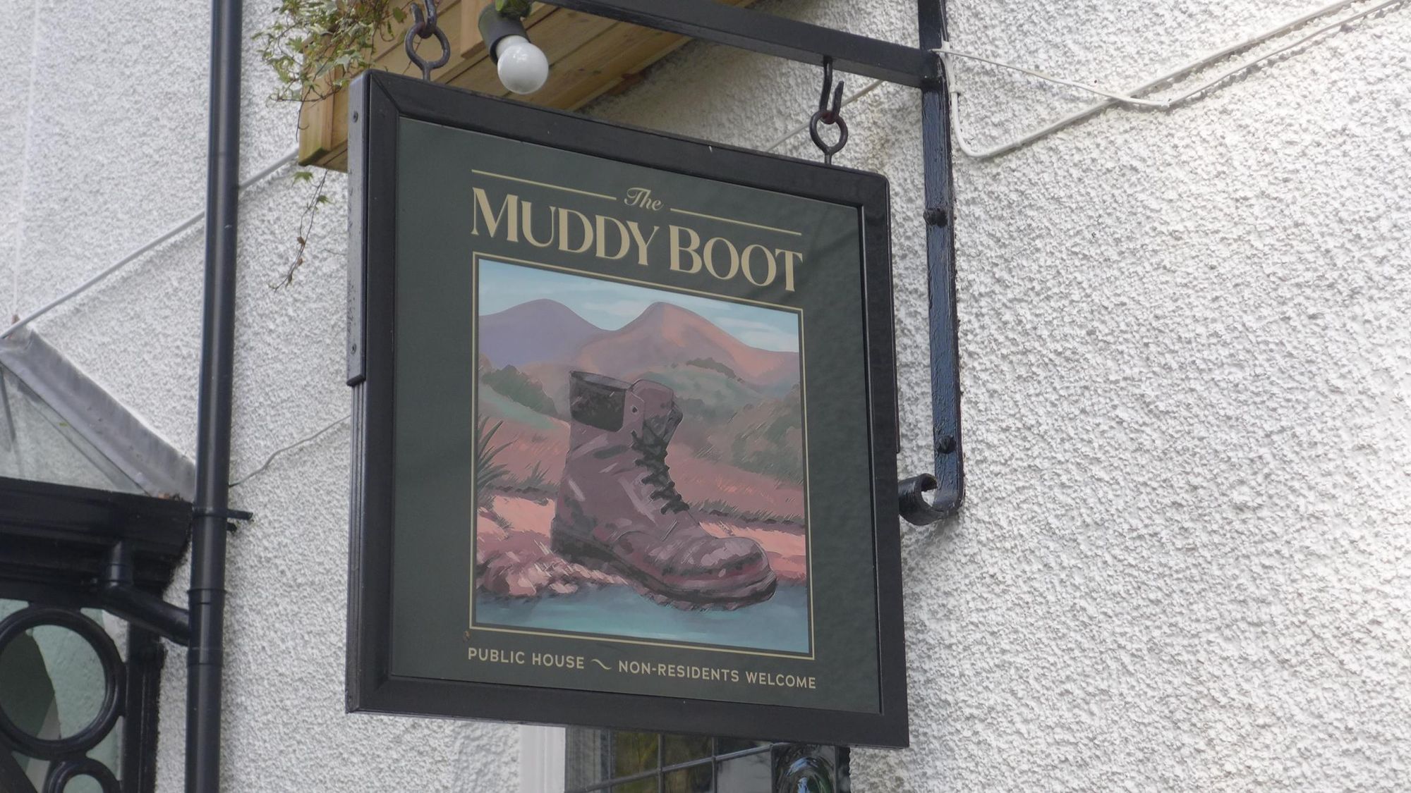 Muddy Boot sign (13/03/2026 Don Grant). (Pub, External, Sign, Key). Published on 25-03-2026