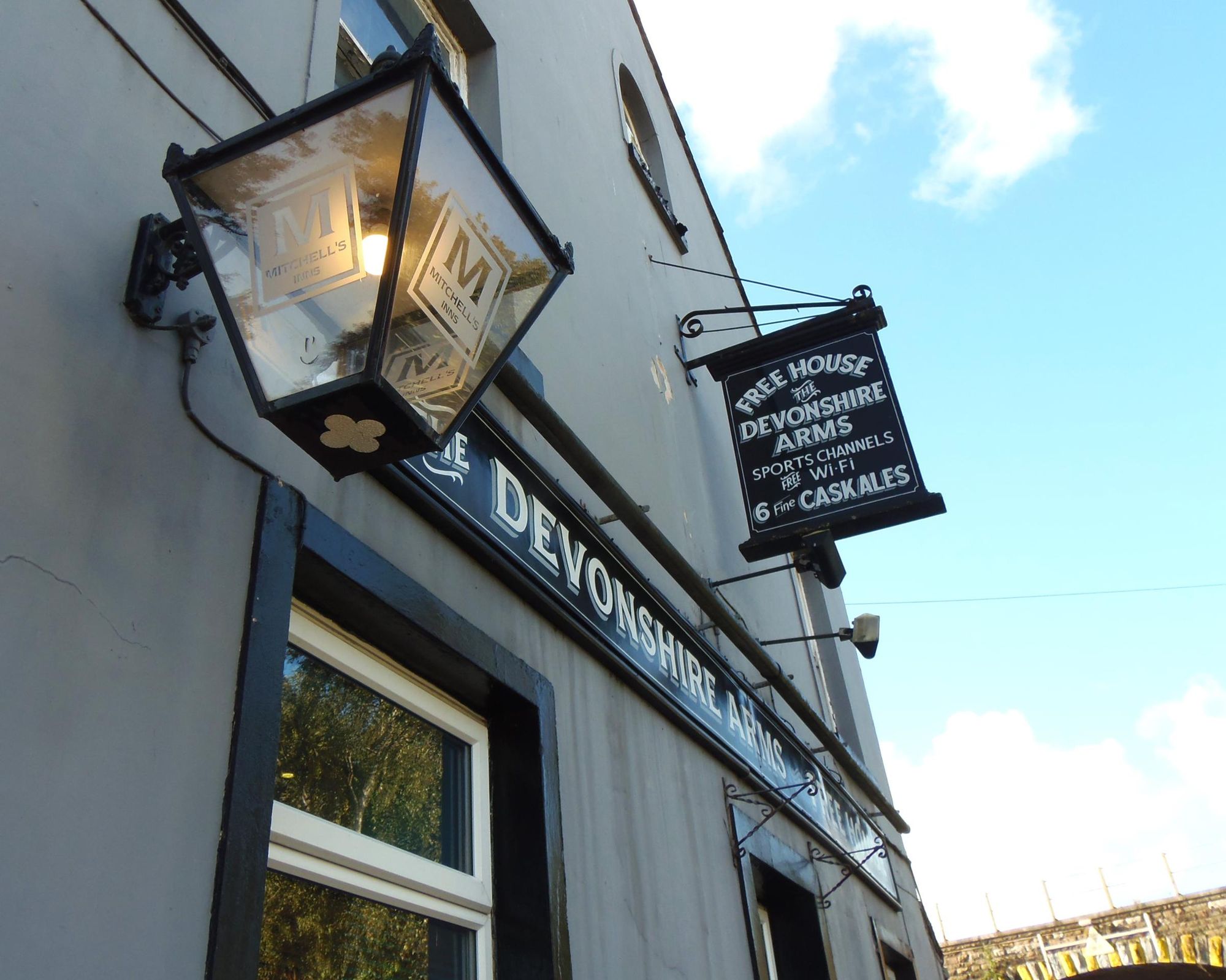 Jennifer Baker 29.9.23. (Pub, External, Sign). Published on 13-03-2024