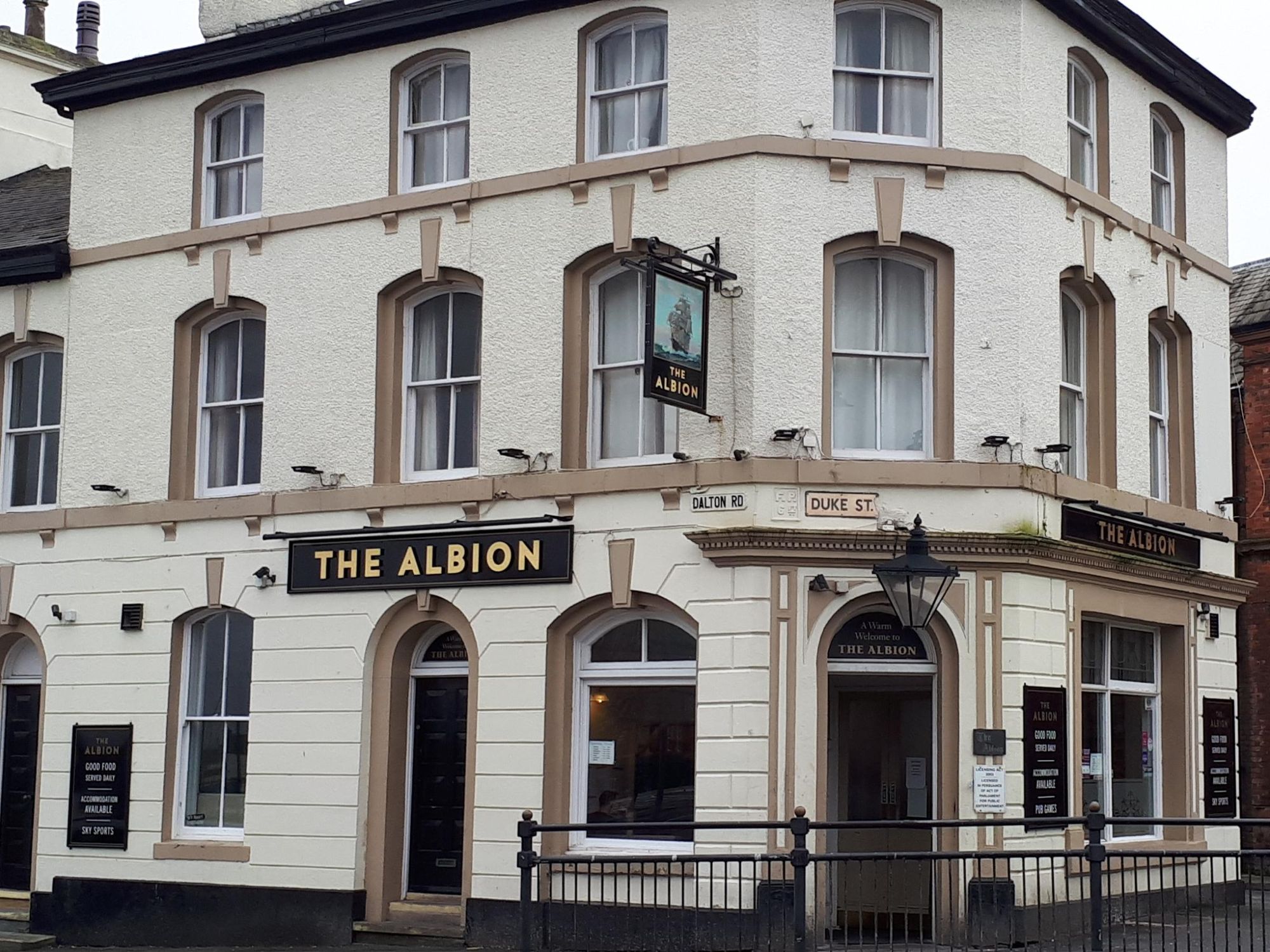 Exterior (corner). (Pub, External). Published on 11-05-2023