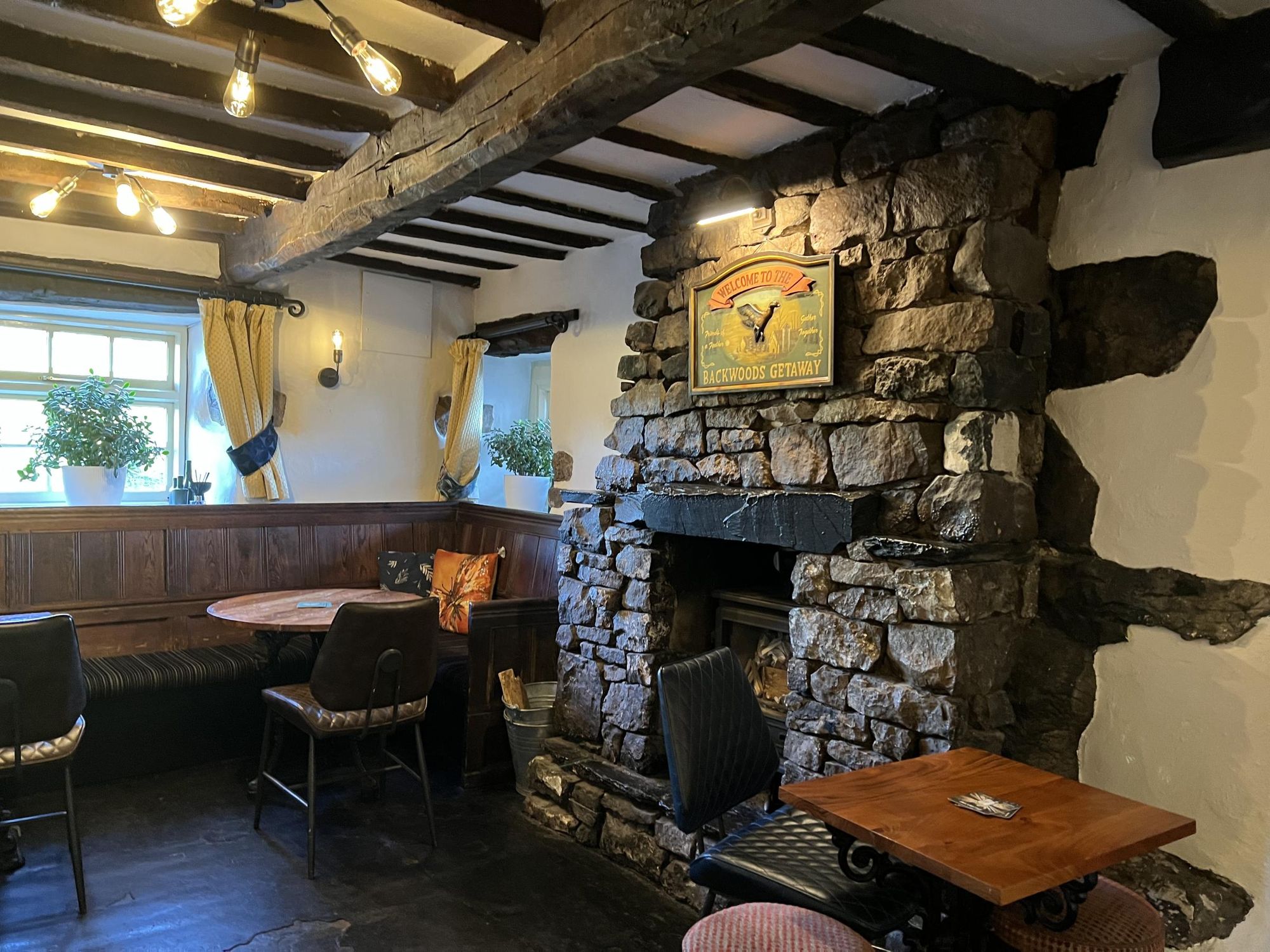 Stone fireplace (14/08/2025 Ann S-G). (Pub, Bar). Published on 15-08-2025