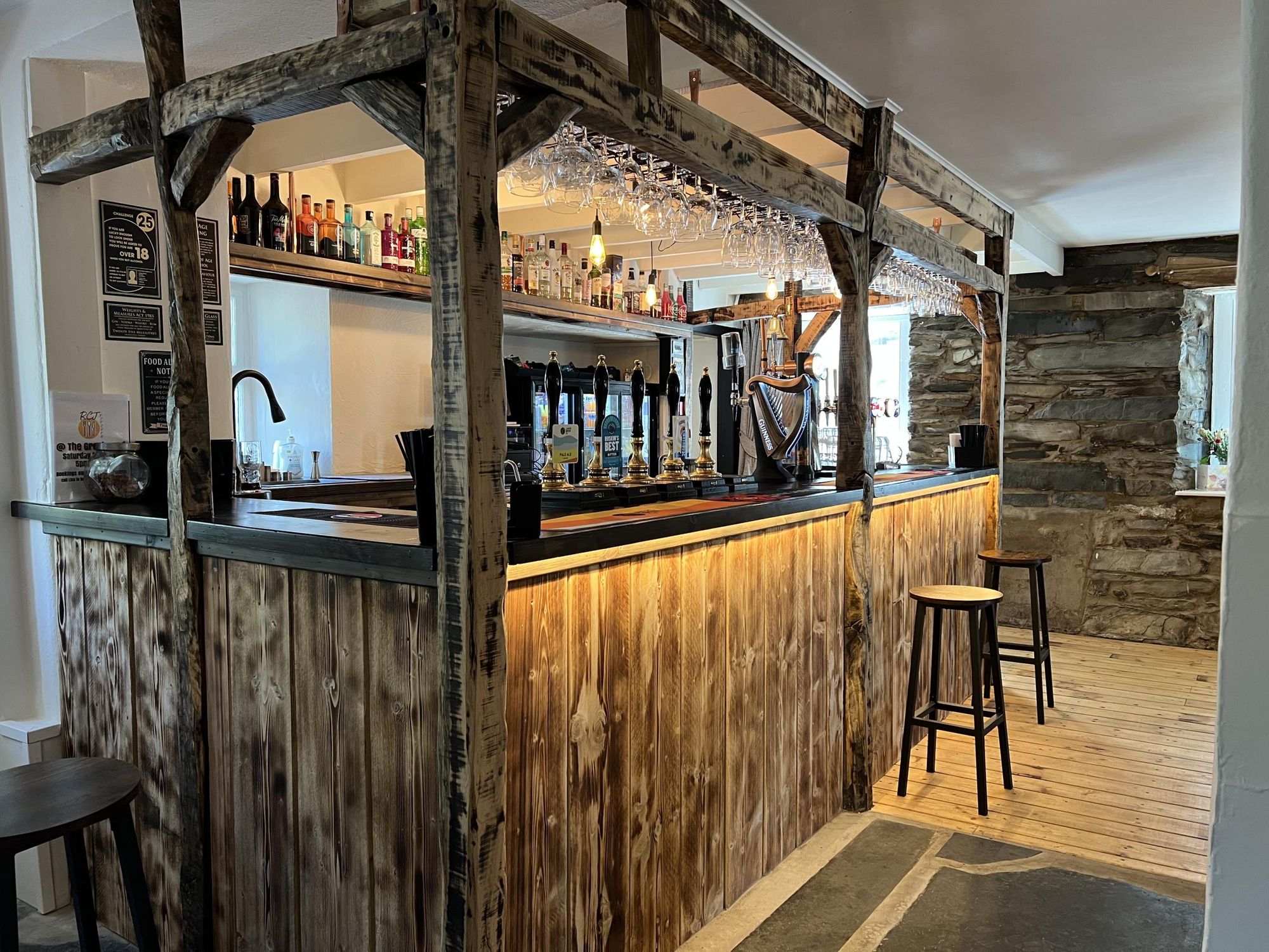 Bar. (Pub, Bar). Published on 06-05-2025