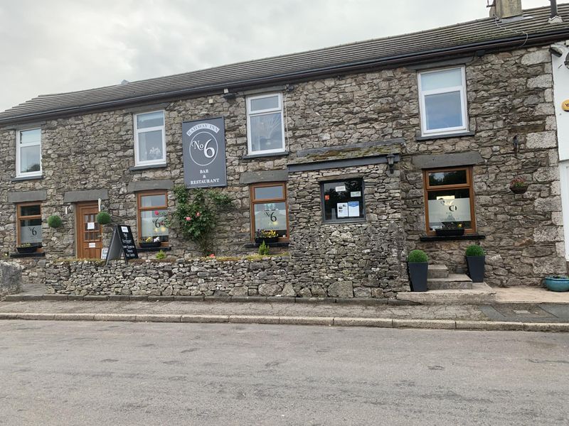 Exterior from the street (16/04/2021 AS-G). (Pub, External, Sign, Key). Published on 11-02-2026