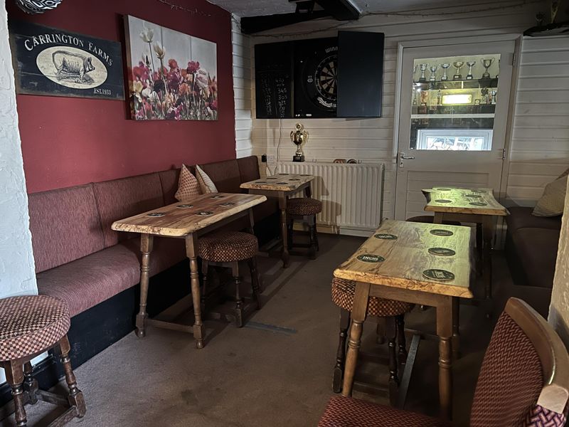 The snug (14/08/2025 Ann S-G). (Pub, Bar). Published on 15-08-2025 