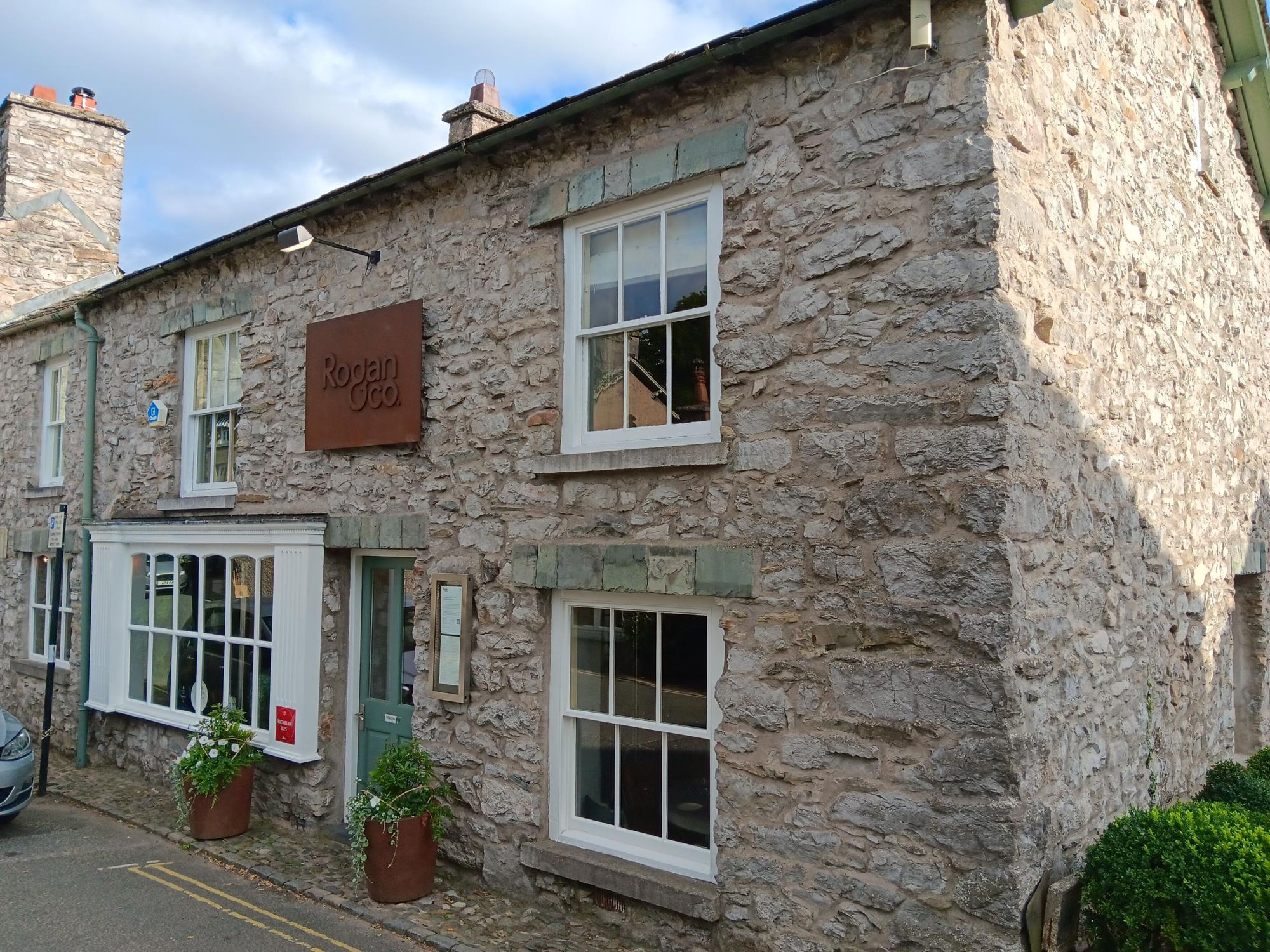 The front and side (15/08/2025 Richard Langford). (Pub, External). Published on 16-08-2025