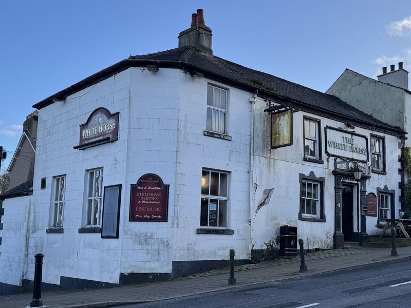 The exterior (13/03/2026 Ann Summers-Glass). (Pub, External, Sign, Key). Published on 14-03-2026