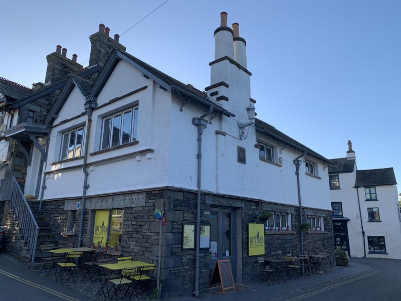 Outside seating (21/06/2019 Ann S-G). (Pub, External). Published on 07-10-2025 