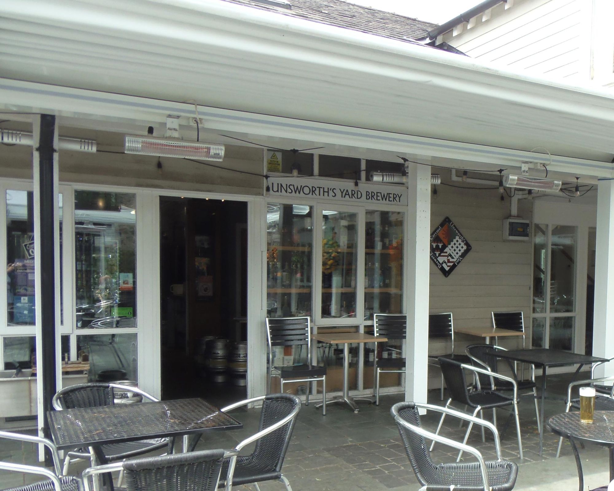 The entrance and seating (3/07/2026 Jennifer Baker). (Pub, External, Key). Published on 09-07-2026
