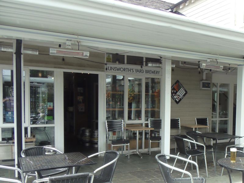 The entrance and seating (3/07/2026 Jennifer Baker). (Pub, External, Key). Published on 09-07-2026