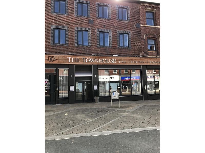 Townhouse. (Pub, External). Published on 01-01-1970