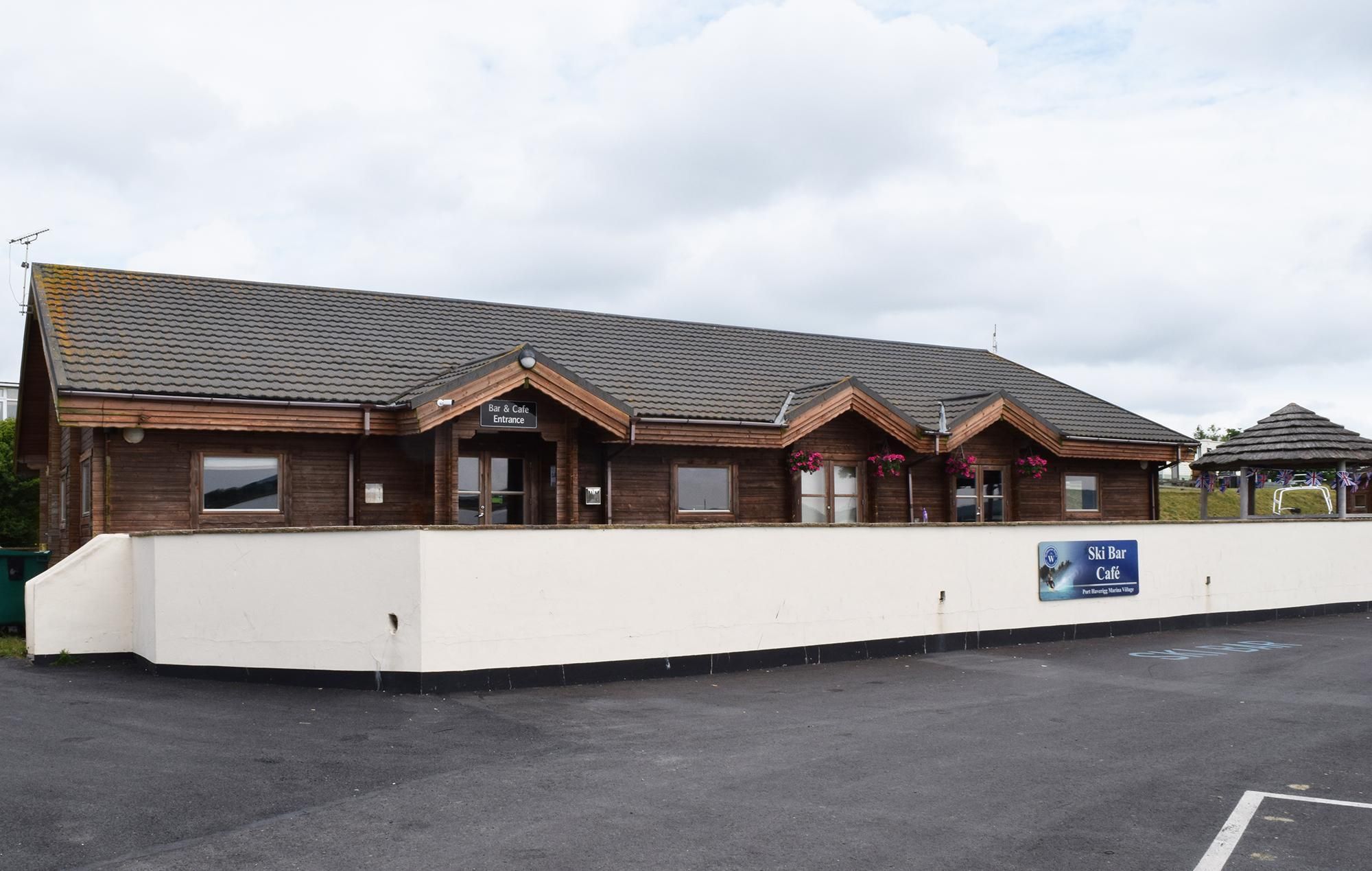 Ski Bar Haverigg. (External, Key). Published on 01-01-1970
