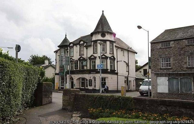 cc-by-sa/2.0 - © John Salmon - geograph.org.uk/p/929425. (Pub, External, Key). Published on 27-09-2023