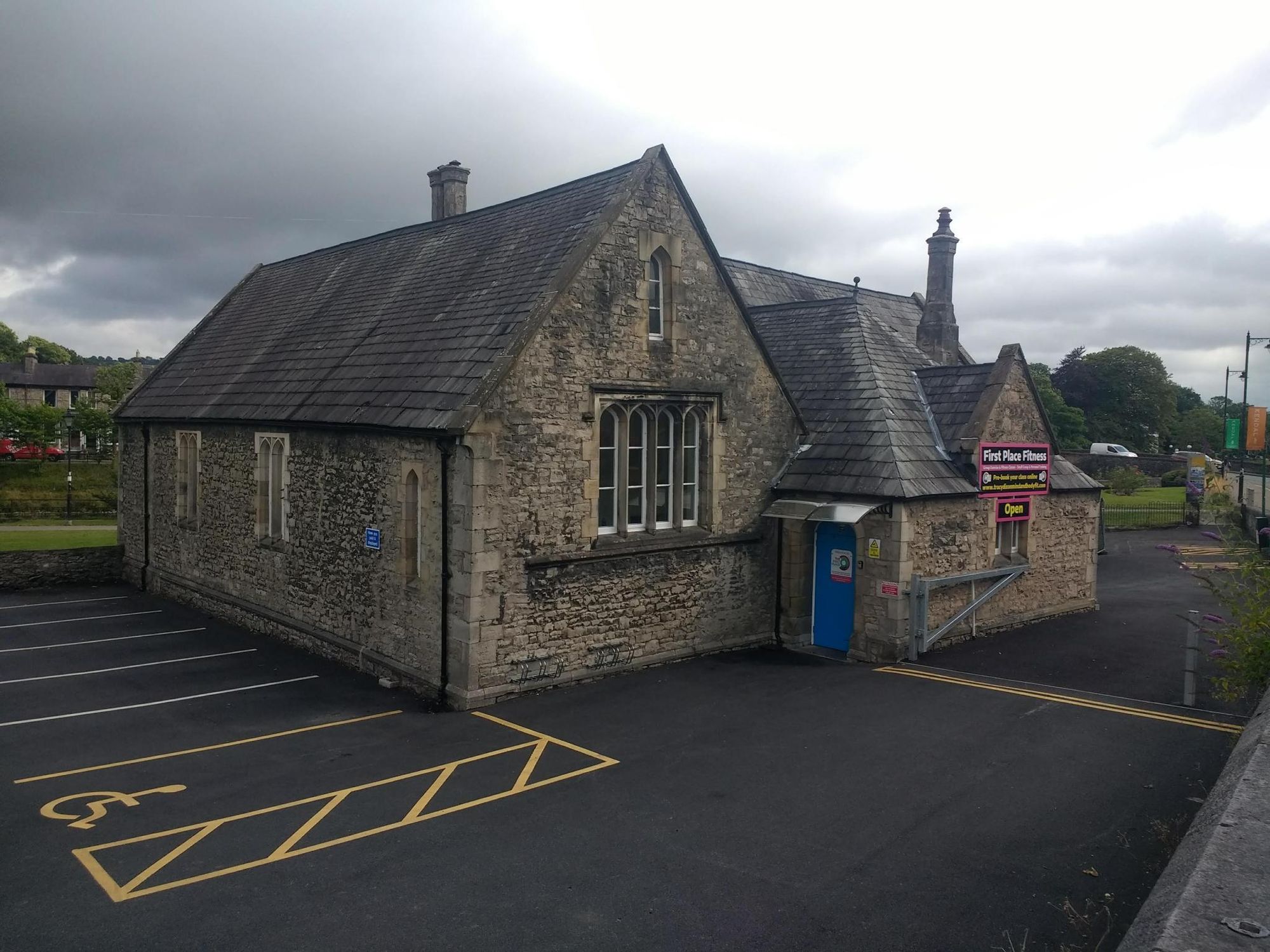 Nether Hall, Kendal. (Pub, External, Key). Published on 01-01-1970