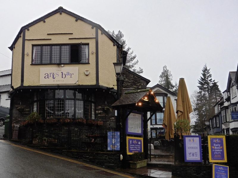 Arts Bar, Bowness 22.12.23 (Will Larter). (Pub, External, Key). Published on 23-12-2023 