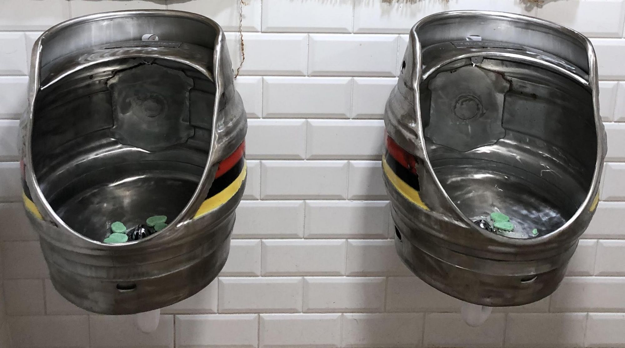 Royal Barn Men Only. (Pub). Published on 03-05-2019