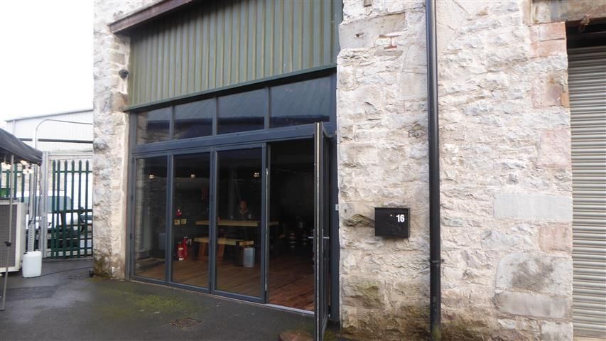 Barrel House Front. (Pub, External). Published on 09-12-2019