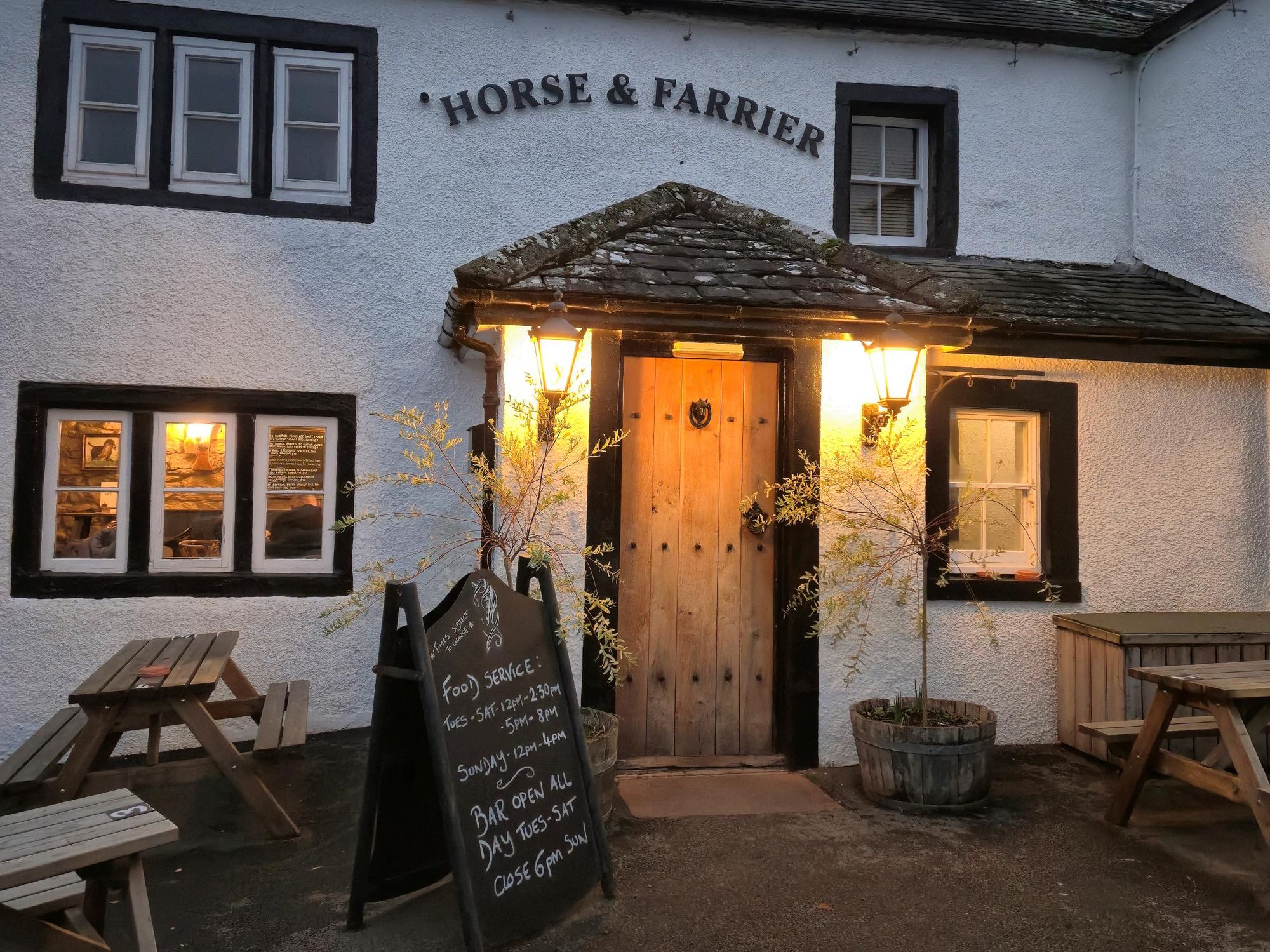 Exterior at night (15/11/2025 George Symes). (Pub, External, Sign, Key). Published on 19-11-2025