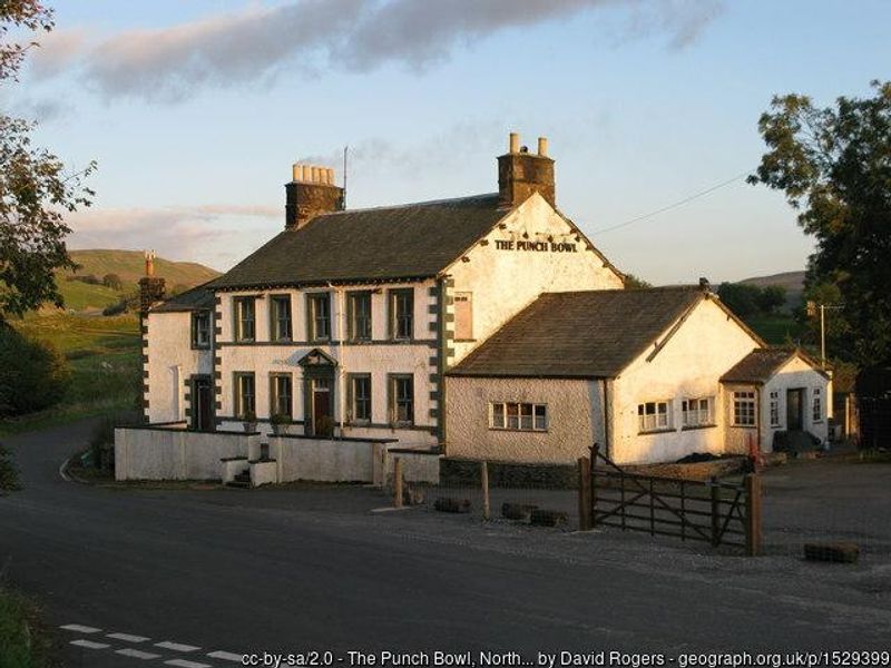 cc-by-sa/2.0 - © David Rogers - geograph.org.uk/p/1529399. (Pub, External, Key). Published on 27-09-2023 