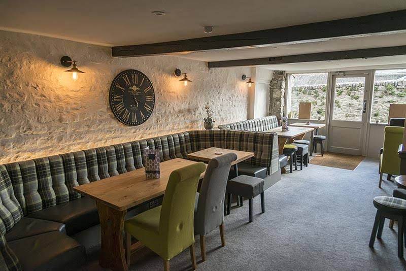 19 Wine Bar downstairs. (Pub). Published on 01-01-1970