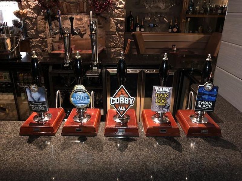 Romneys Kendal Pumps. (Bar). Published on 01-02-2018