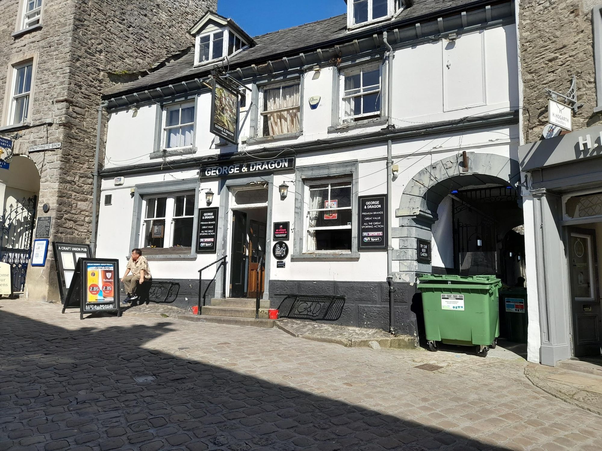 Adrian Smith 4.9.23. (Pub, External). Published on 12-09-2023