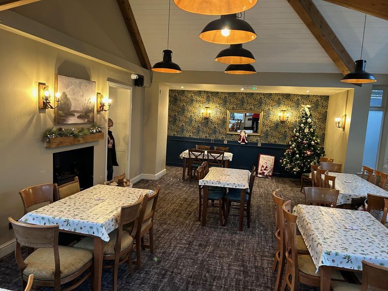 (Restaurant). Published on 05-12-2025 