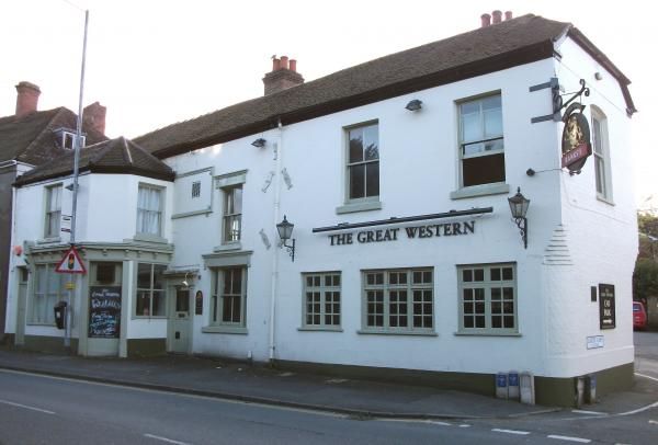 Previous incarnation in 2012 when a Bank's pub. (Pub, External). Published on 26-08-2012