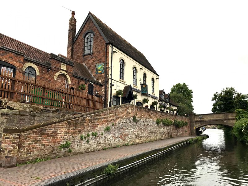 2017, viewed from the Staffordshire & Worcestershire Canal. (Key). Published on 29-06-2017