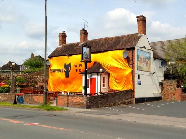 Wolves win 2014. (Pub, External, Party). Published on 04-05-2014