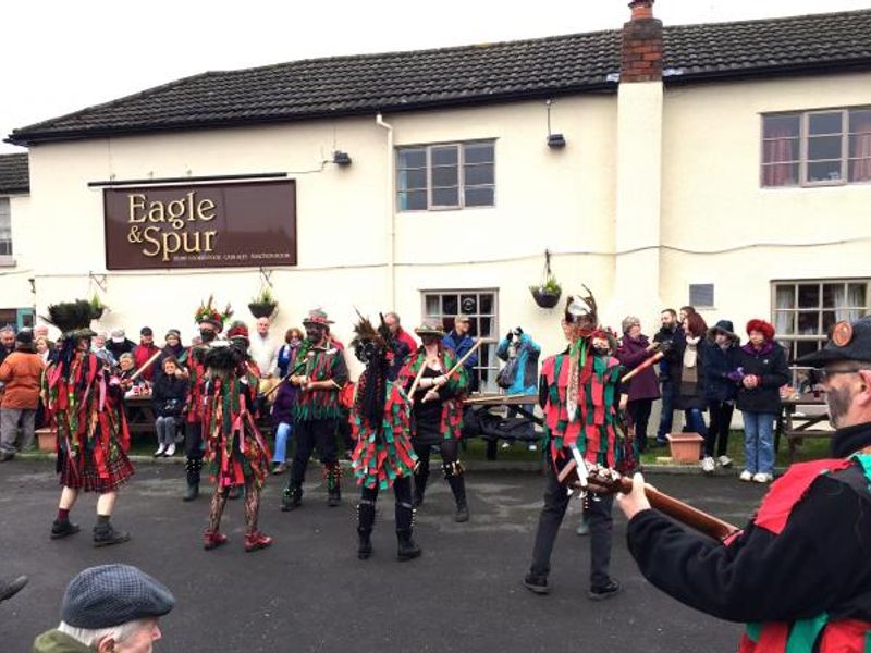 New Year's Day dancing from Foxes Morris. Published on 03-01-2016