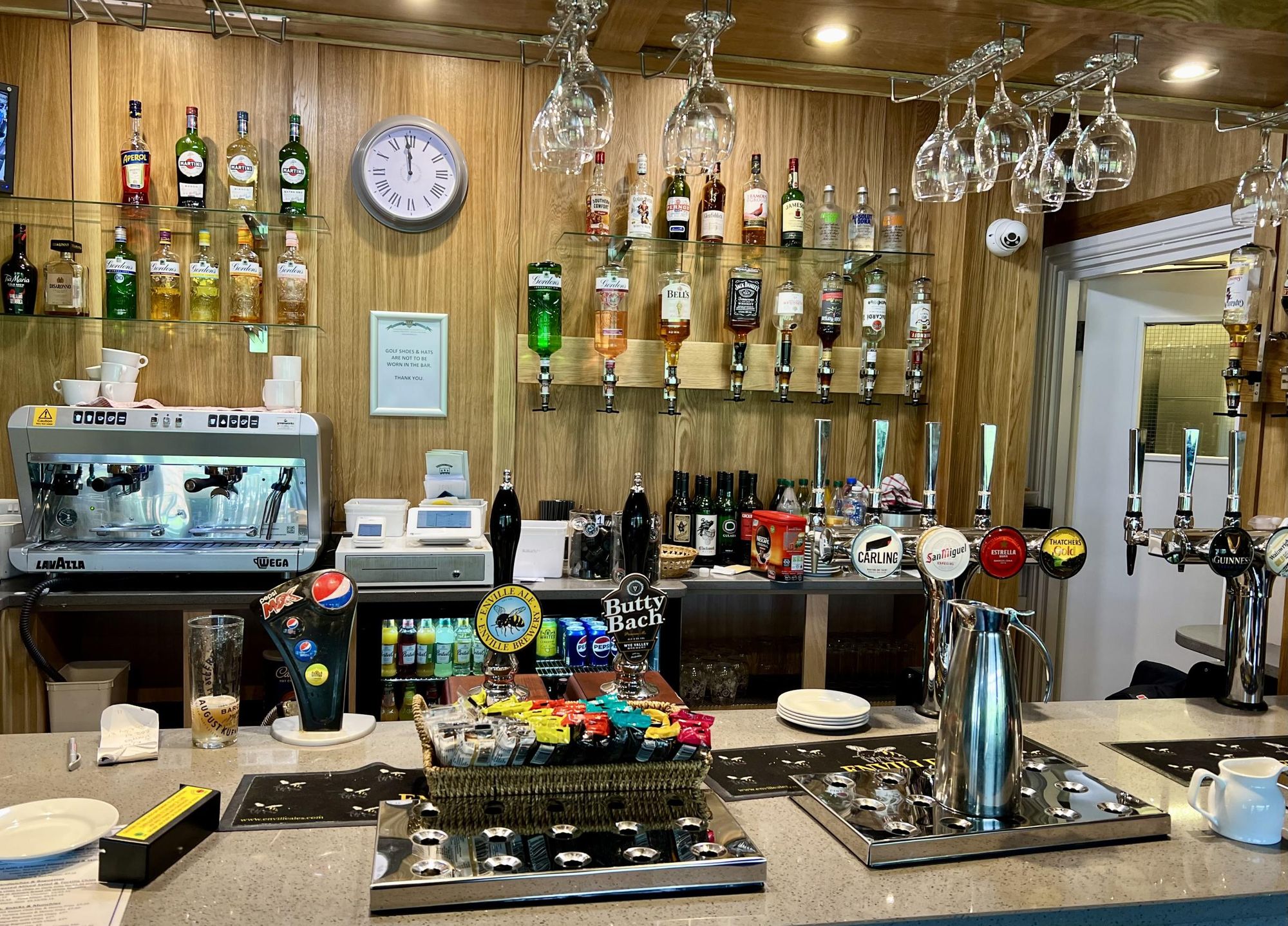 (Bar). Published on 26-02-2024