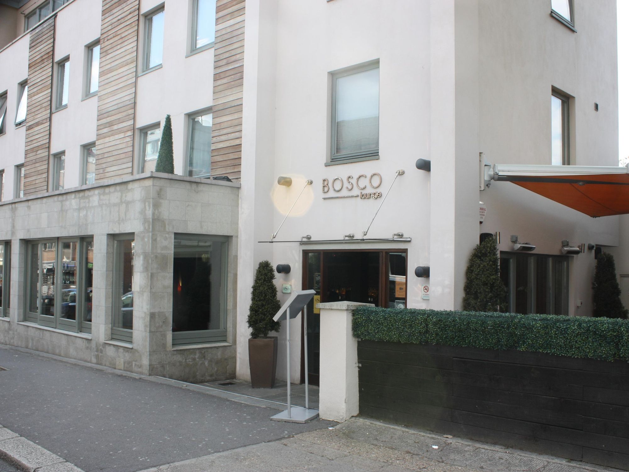 Bosco Lounge - Surbiton. (Pub, External). Published on 31-05-2013