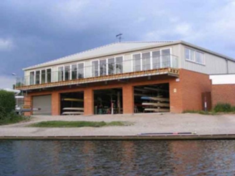 Walton Rowing Club - Walton on Thames. (Pub, External, Key). Published on 17-02-2014