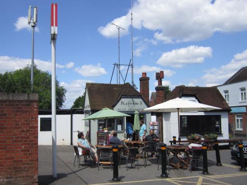 Platform 3 - Claygate. (Pub, External, Garden). Published on 28-06-2015