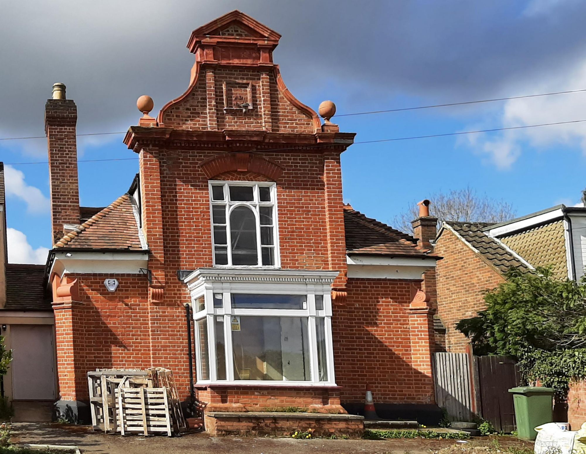 Epsom Common Working Mens Club. (Pub, External, Key). Published on 05-05-2021