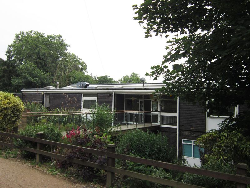 Coombe Wood Golf Club. (Pub, External, Key). Published on 25-06-2019