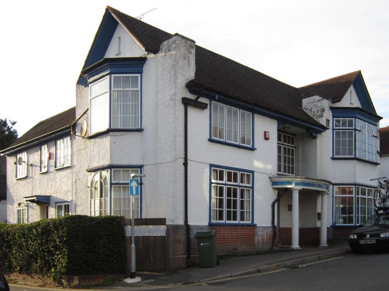 Leatherhead Constitutional Club. (Pub, External, Key). Published on 01-11-2018