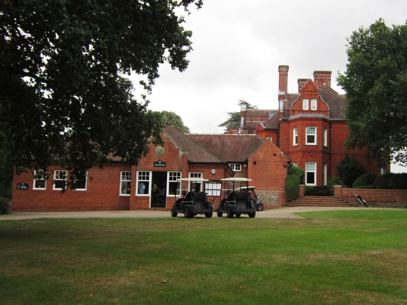 Tyrrells Wood Golf Club - Leatherhead. (Pub, External, Key). Published on 20-09-2018
