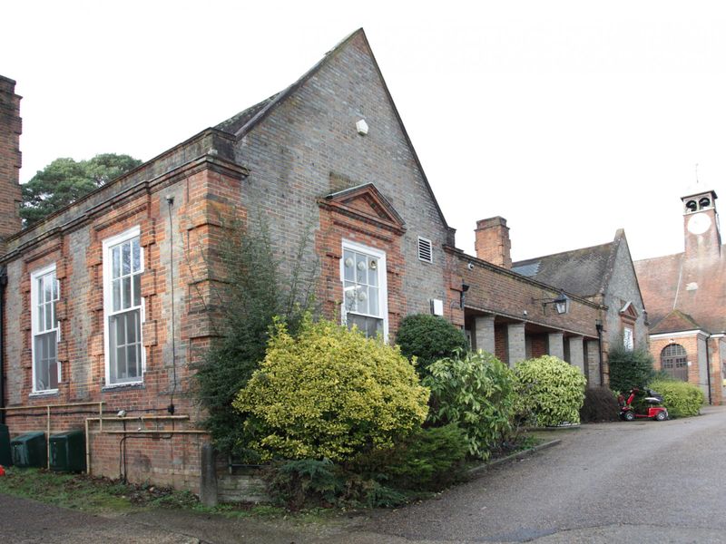 Whiteley Village Social Club. (Pub, External, Key). Published on 28-01-2020