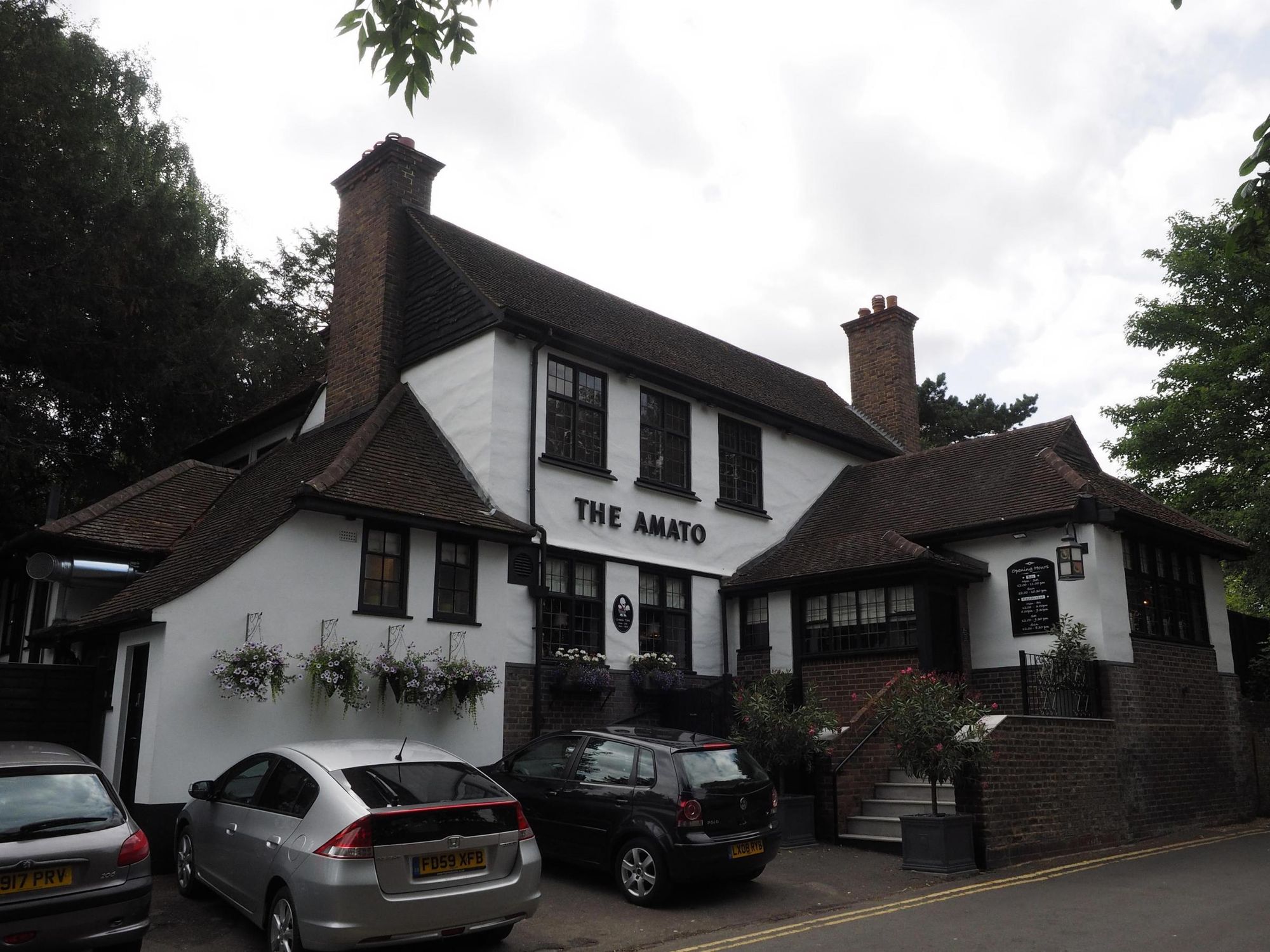 Amato - Epsom. (Pub, External, Key). Published on 14-07-2017