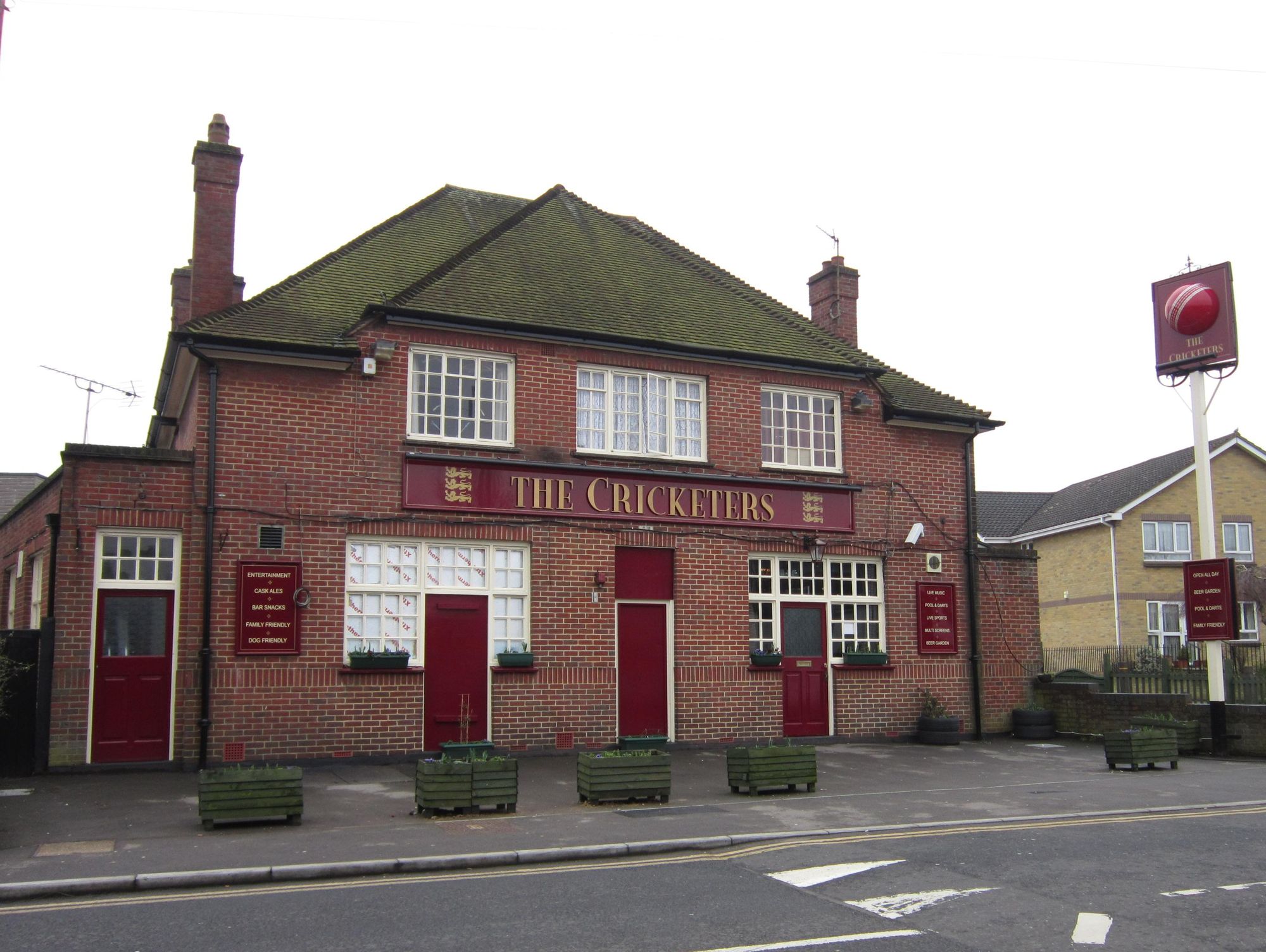 Cricketers - Hook, Chessington. (Pub, External). Published on 16-03-2013