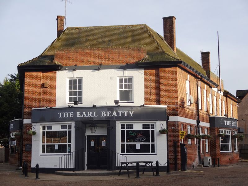 Earl Beatty - Motspur Park. (Pub, External, Key). Published on 15-12-2014