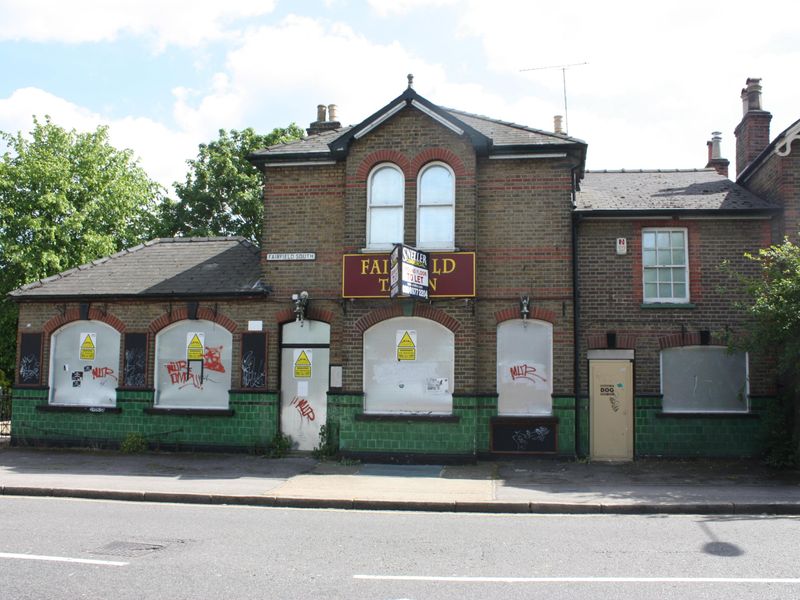 Fairfield Tavern - Kingston. (Pub, External). Published on 31-05-2013