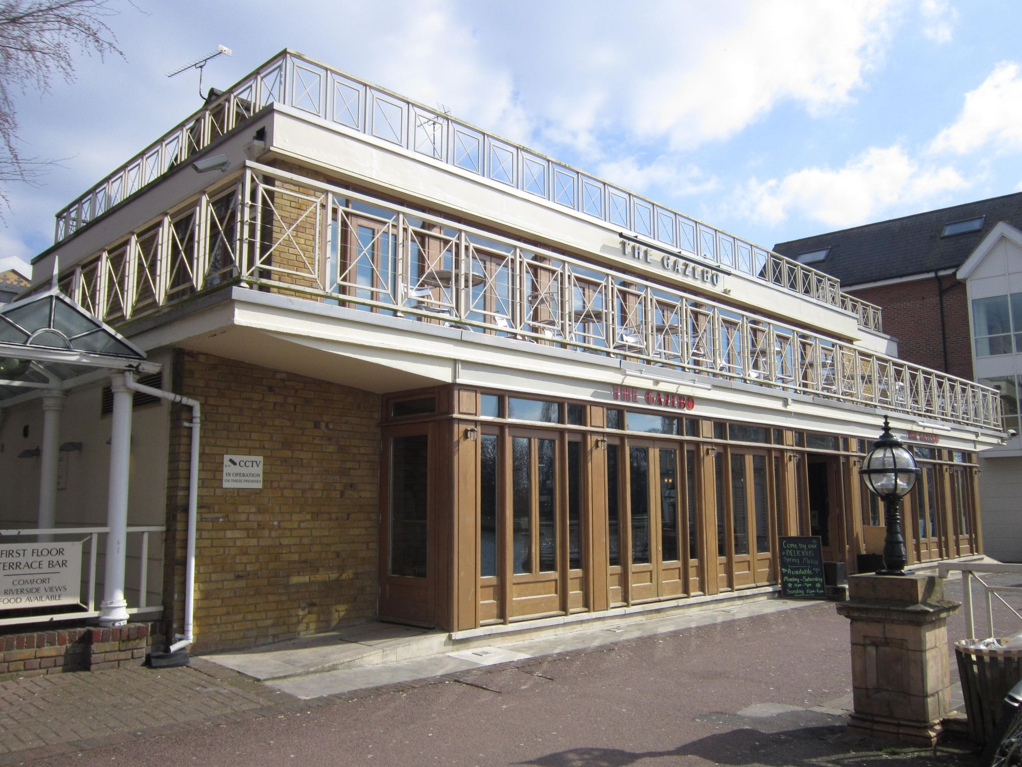 Gazebo - Kingston. (Pub, External). Published on 05-04-2013