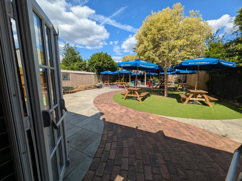 Greyhound - Weston Green - garden. (Pub, External, Garden). Published on 04-07-2025 
