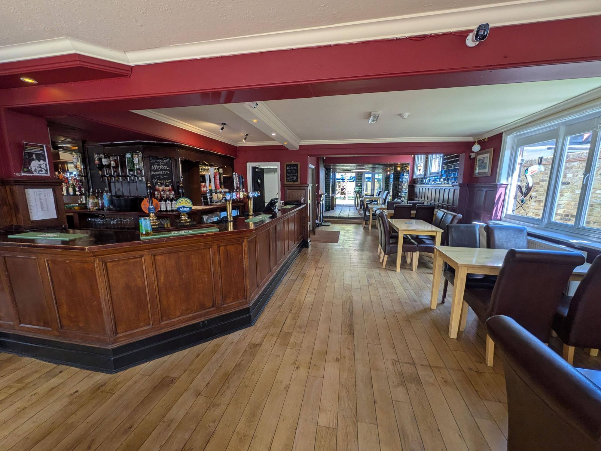 Greyhound - Weston Green - bar. (Pub, Bar). Published on 04-07-2025