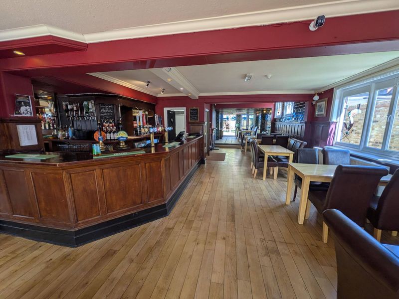Greyhound - Weston Green - bar. (Pub, Bar). Published on 04-07-2025 